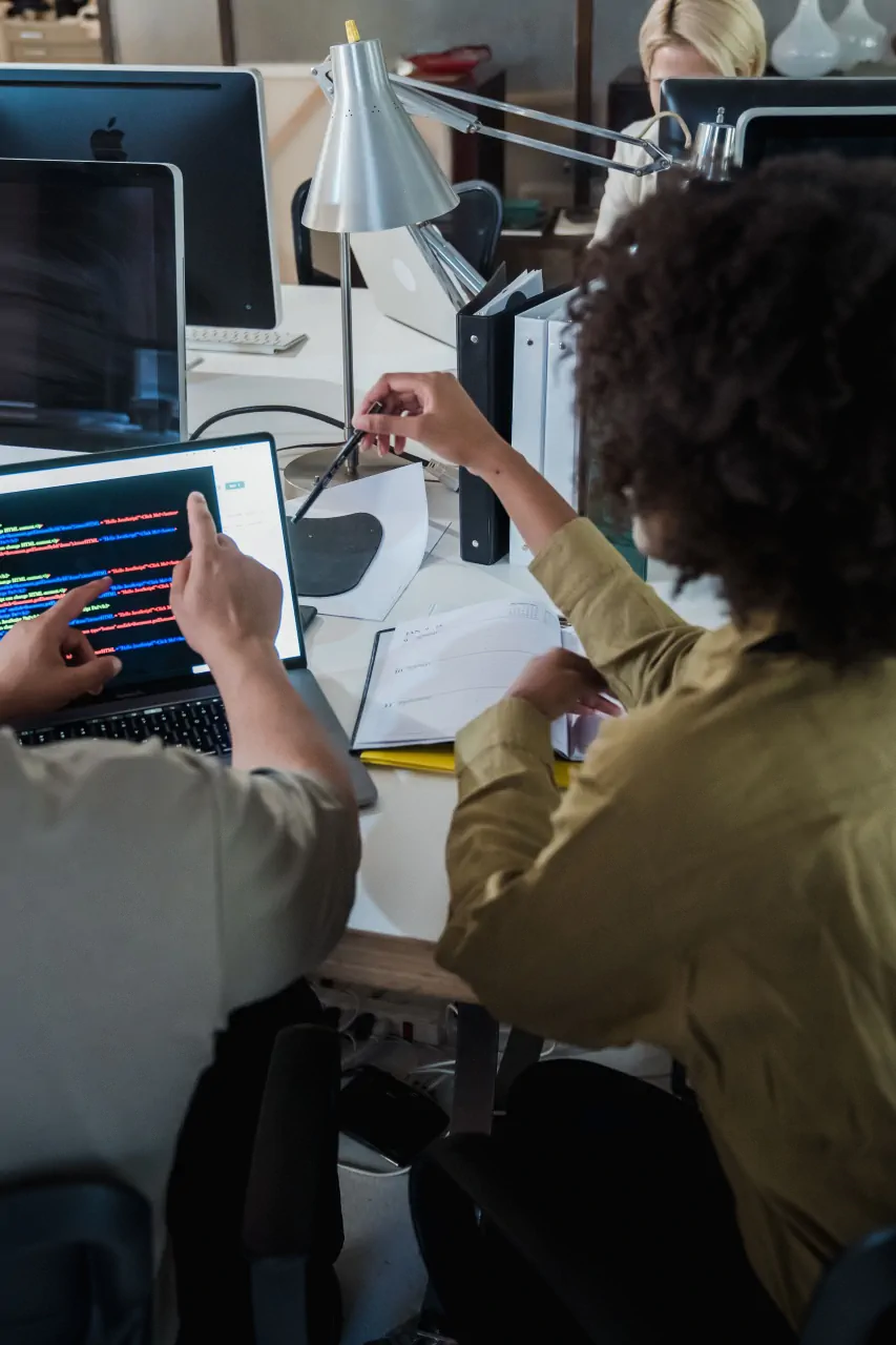 Countea Applications accompagne ses clients de l'audit jusqu'à l'exploitation quotidienne de leur solution.